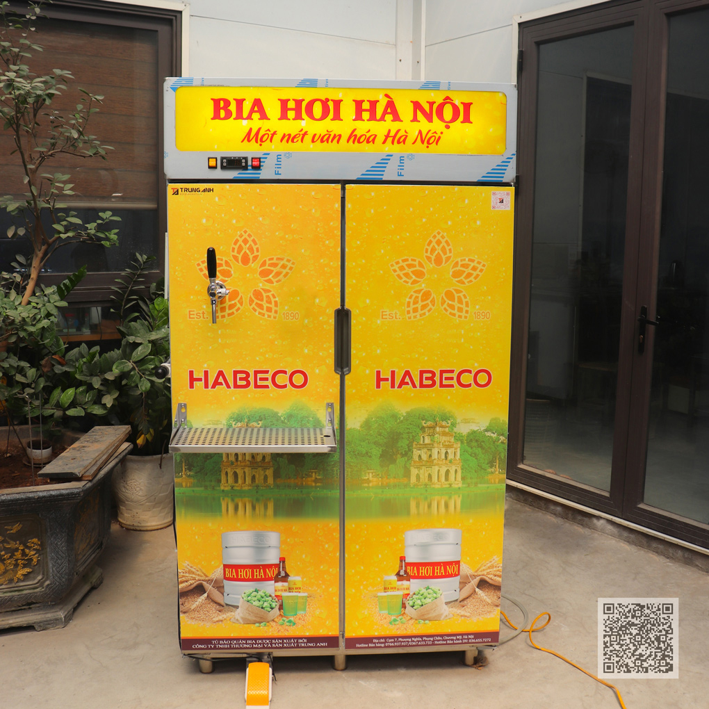Tủ bia khô 8 bom 50 lít BKNK-8B50L là một trong các mẫu tủ bảo quản bia tươi, được sử dụng bảo quản 8 bom/keg 50 lít dạng tủ đứng. Tủ bảo quản bia tươi 8 bom 50 lít 1 vòi