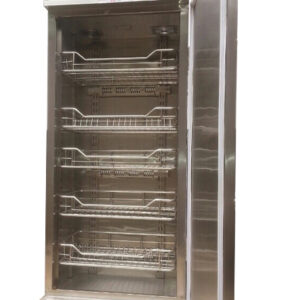 Bên trong tủ sấy 1 cánh