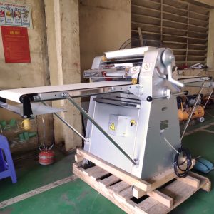 Máy cán bột BERJAYA BJY-DS500