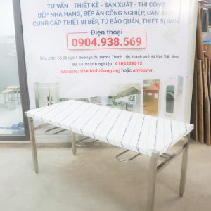 Bàn Ăn Inox Có Móc Treo Ghế
